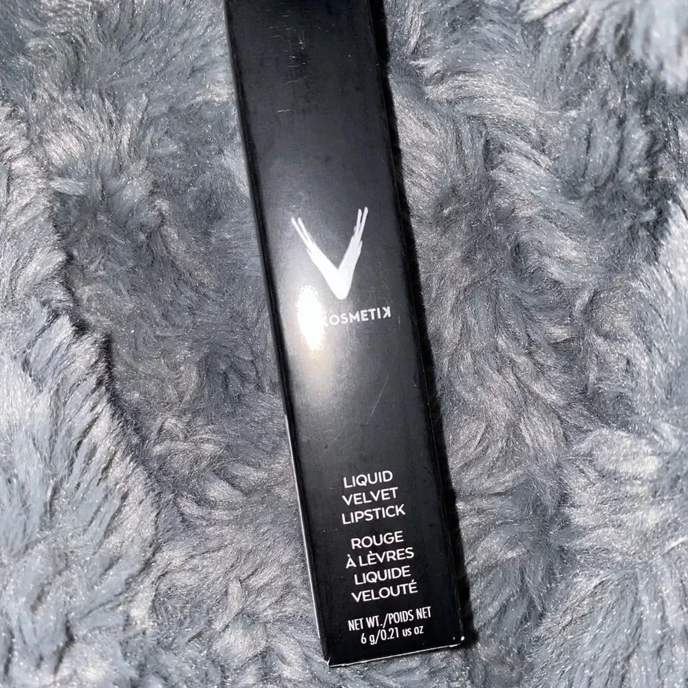 💜 V Kosmetik liquid velvet lipstick - color bubbly